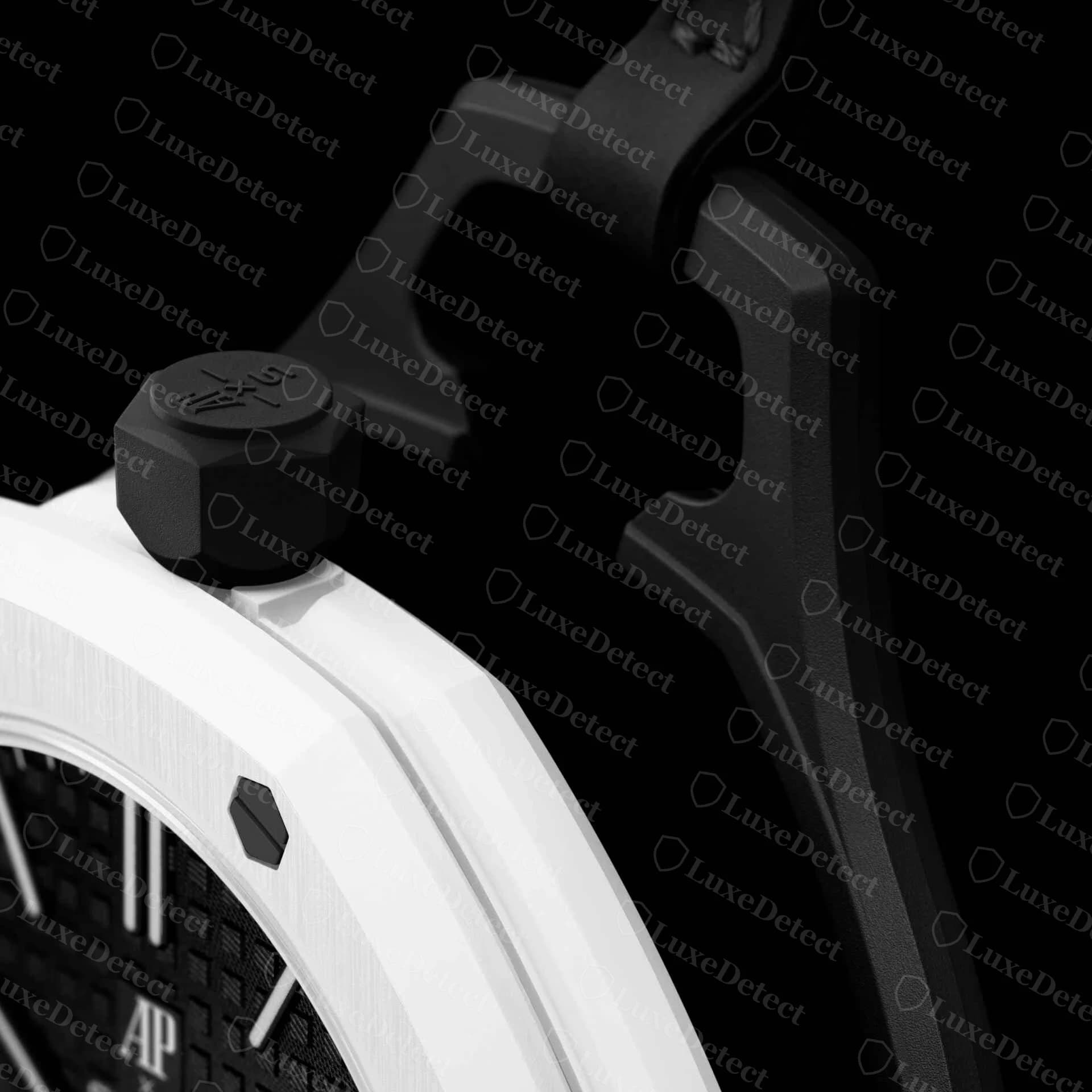 Couronne d'une AP x Swatch Royal Pop authentique : une couronne hexagonale en Bioceramic en haut du boîtier, gravée de la marque AP x S, à côté du support noir du cordon.