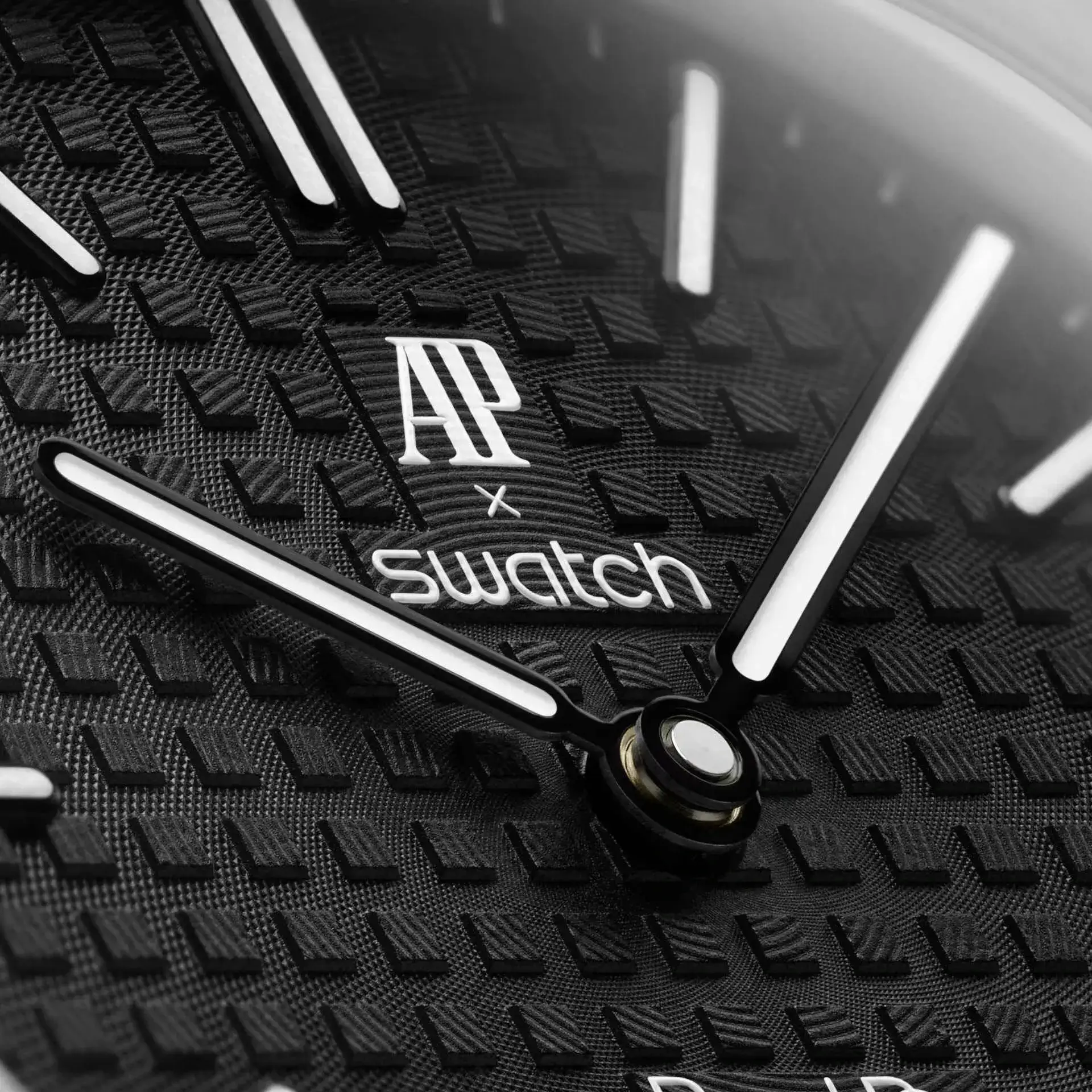 Real AP x Swatch Royal Pop dial — crisp Swatch and Audemars Piguet branding with cleanly applied, uniform hour indices.