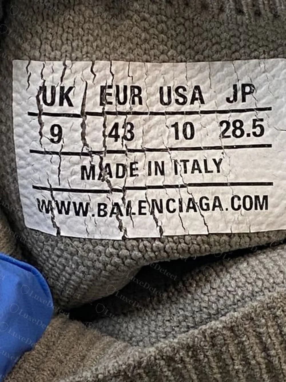 Genuine Balenciaga Speed size label for a men's EUR 43, reading UK 9, USA 10, JP 28.5 and MADE IN ITALY