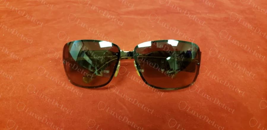 How to Authenticate Burberry Sunglasses: Real vs Fake
