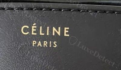 Echter Stempel im Inneren: dünne, gleichmäßig kräftige Folie mit scharfen Buchstabenkanten.
