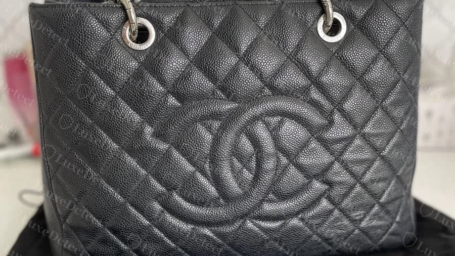 Chanel Grand Shopping Tote (GST) y Executive Tote: cómo es uno original (y cómo comprobar el tuyo) (2026)