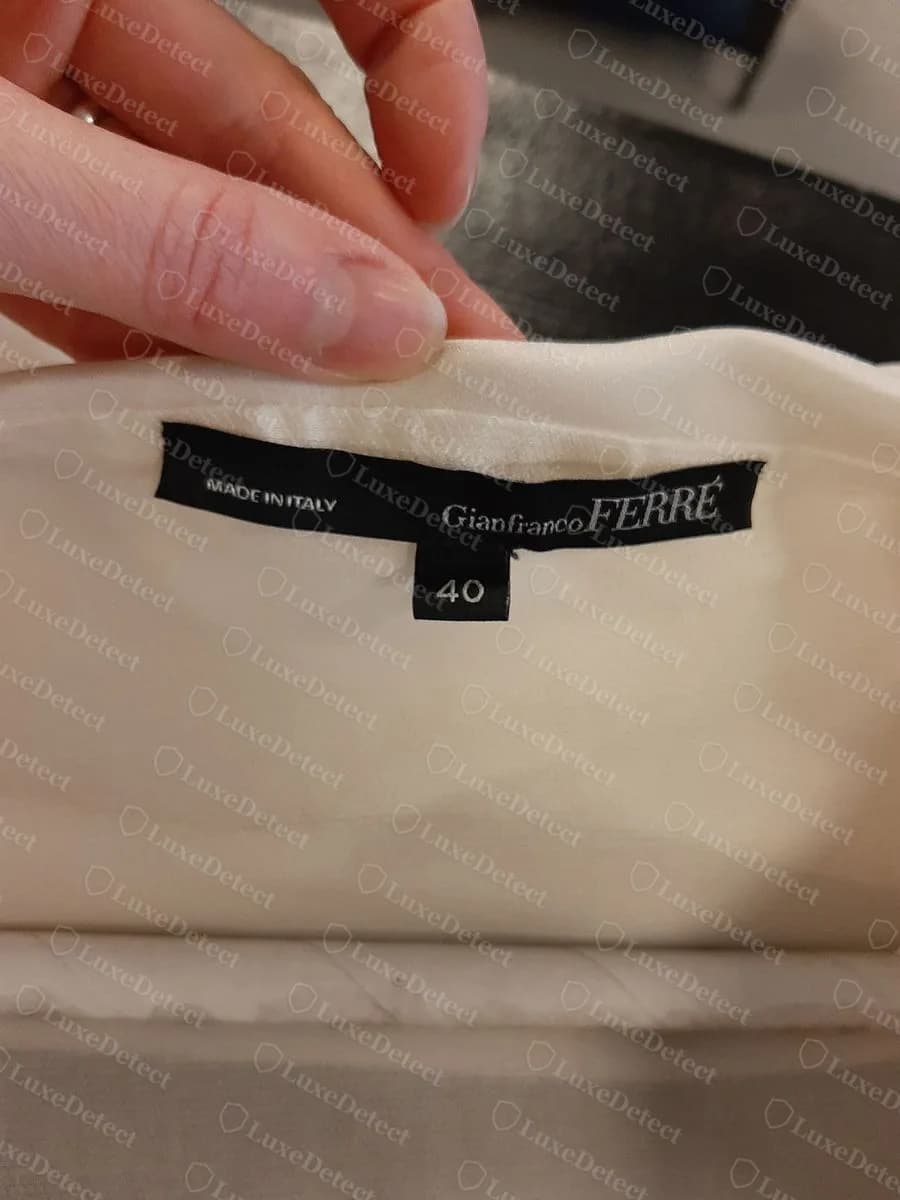 Genuine Ferré blouse: black woven neck label with MADE IN ITALY at left and Gianfranco FERRÉ in script and serif capitals, size 40 on a small tab beneath