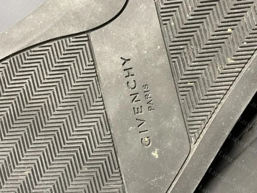 Genuine Givenchy Urban Street outsole with the GIVENCHY PARIS logo in the herringbone and no circled size