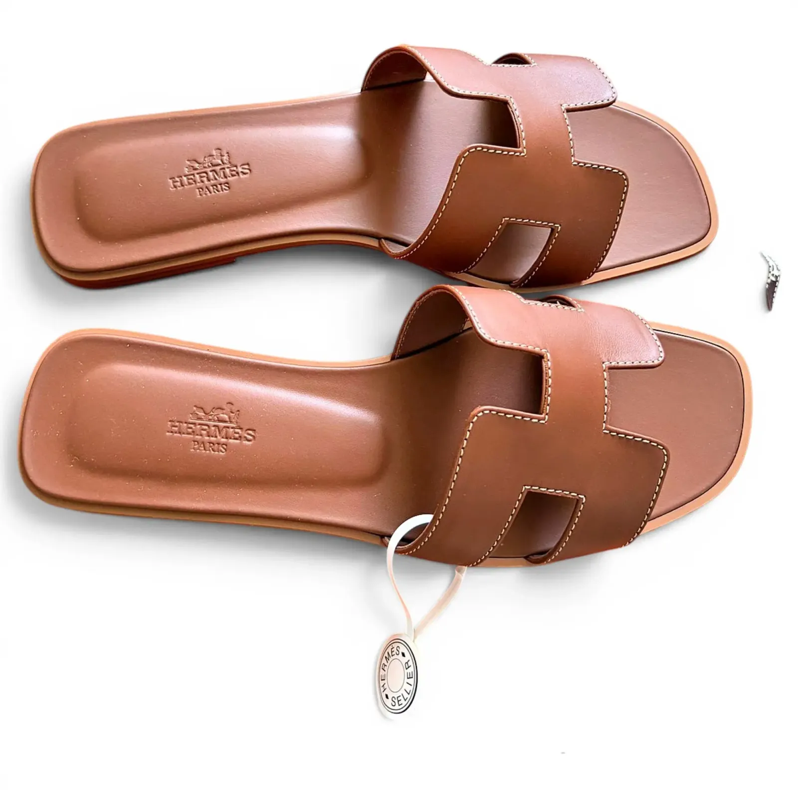 How to Authenticate Hermès Oran Sandals: Real vs Fake