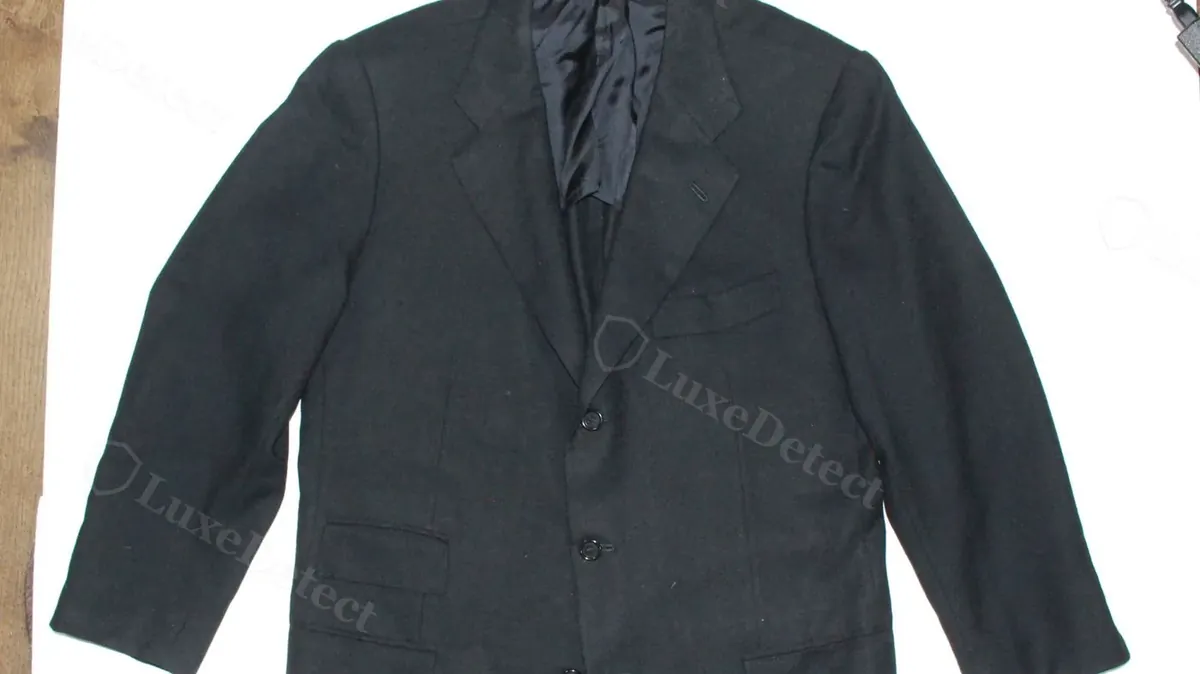Kiton Authentication Guide: What Genuine Tailoring Looks Like