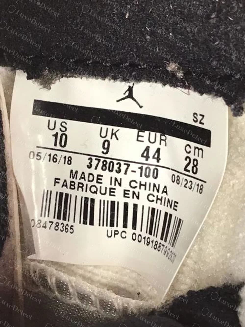 Étiquette de pointure authentique d'une Air Jordan 11 Concord 2018 avec disposition à code-barres, code 378037-100, Made in China, datée de mai et août 2018