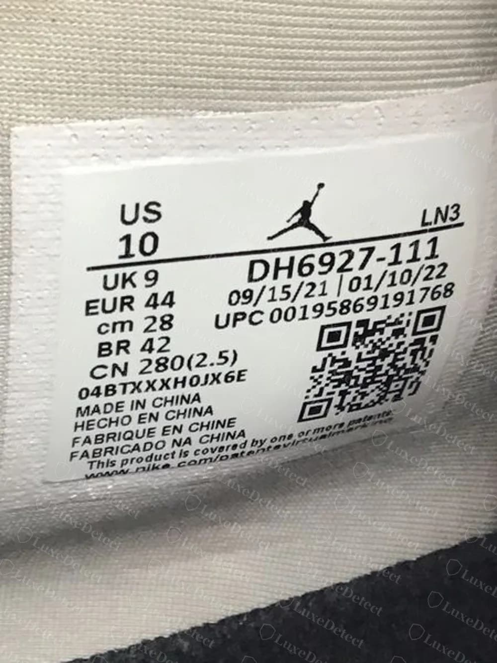 Genuine Military Black tag: DH6927-111, LN3, Made in China, QR layout, dates of 09/15/21 and 01/10/22